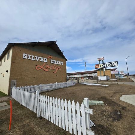 Silver Crest Lodge Гранд Прери Екстериор снимка